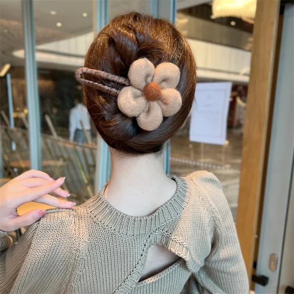 (🎅EARLY CHRISTMAS SALE-32% OFF) Plush flower clip