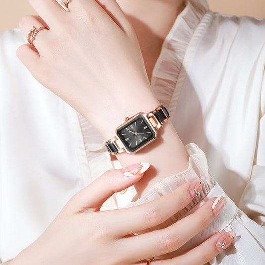 Women's Fashion Rectangular Quartz Watch⌚