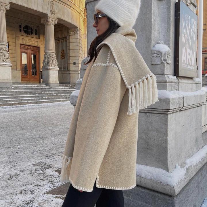 Women’s Tassel Scarf Tweed Coat