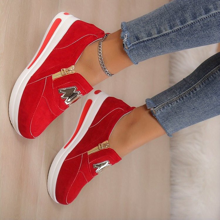 👍Women's Casual Platform Slip-on Sneakers👞